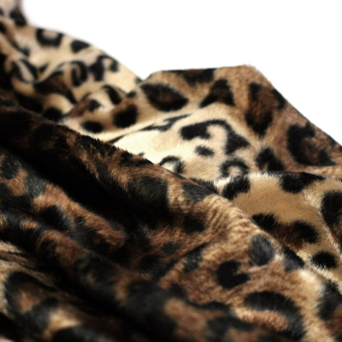 Tissu Velours imprimé motif LEOPARD aux couleurs fauves