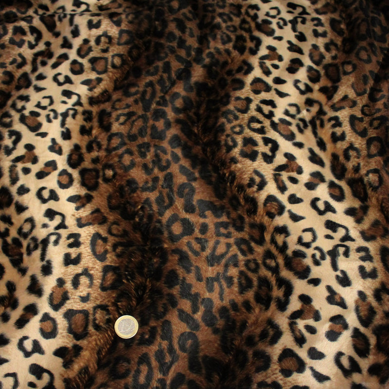 Tissu Velours imprimé motif LEOPARD aux couleurs fauves - TissusPapi.com