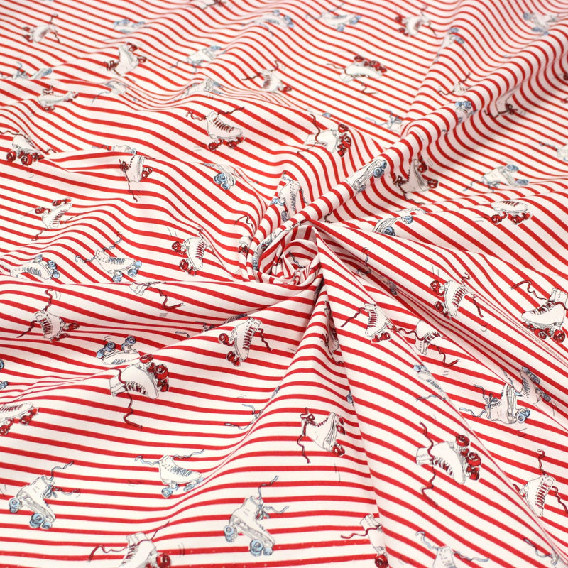 Tissu popeline coton, roller quad / patins à roulette & rayures blanches et rouges - TissusPapi.com
