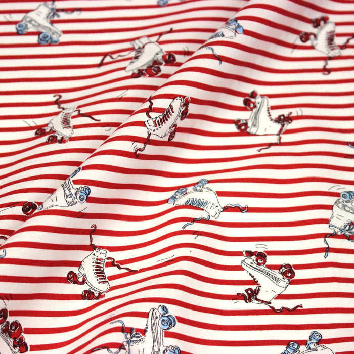 Tissu popeline coton, roller quad / patins à roulette & rayures blanches et rouges - TissusPapi.com