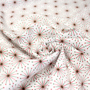Tissu de Noël cotonnade aux étoiles vertes et rouges, fond blanc - TissusPapi.com