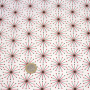 Tissu de Noël cotonnade aux étoiles vertes et rouges, fond blanc - TissusPapi.com