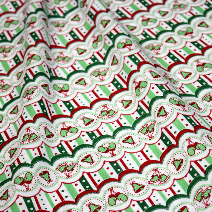 Tissu de Noël cotonnade blanc rouge vert aux cloches, gants et patins à glace sur fond rayé