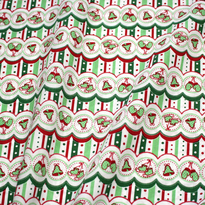 Tissu de Noël cotonnade blanc rouge vert aux cloches, gants et patins à glace sur fond rayé