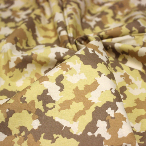 Tissu popeline coton motif camouflage tons sable, beige, brun et jaune - TissusPapi.com