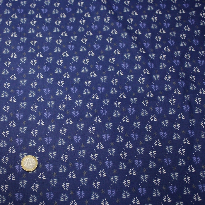 Tissu de Noël cotonnade bleu aux sapins blancs & blancs, étoiles grises - STANDARD 100 OEKO-TEX