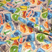 Tissu popeline coton, les autocollants de voyages, tons multicolores - Collection VOYAGE - TissusPapi.com