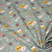 Tissu de Noël, cotonnade vert aux objets de Noël moutarde et bordeaux - STANDARD 100 OEKO - TEX - TissusPapi.com