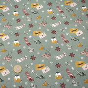 Tissu de Noël, cotonnade vert aux objets de Noël moutarde et bordeaux - STANDARD 100 OEKO - TEX - TissusPapi.com