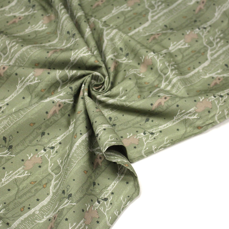 Tissu cotonnade vert aux ours dans les arbres, collection AUTOMNE - STANDARD 100 OEKO - TEX - TissusPapi.com