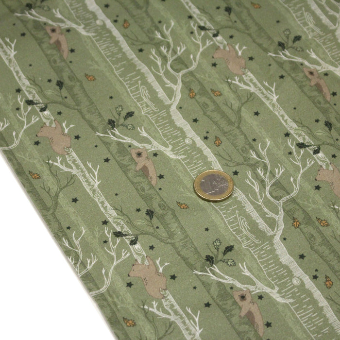 Tissu cotonnade vert aux ours dans les arbres, collection AUTOMNE - STANDARD 100 OEKO-TEX