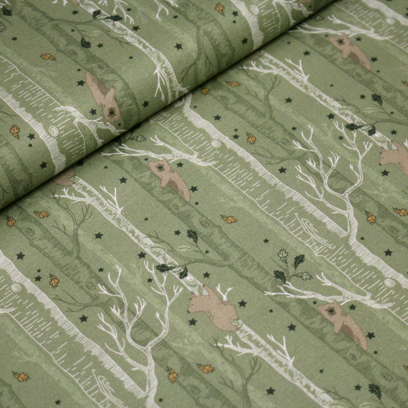 Tissu cotonnade vert aux ours dans les arbres, collection AUTOMNE - STANDARD 100 OEKO - TEX - TissusPapi.com