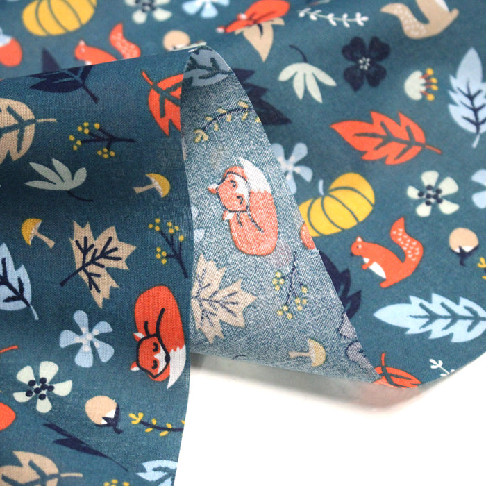 Tissu cotonnade bleu canard aux renards, citrouilles et feuilles, collection AUTOMNE - OEKO-TEX STANDARD 100