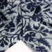 Tissu coton fin imprimé INDIENNE bleu ciel aux fleurs traditionnelles indiennes bleu Prusse - TissusPapi.com