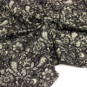 Tissu coton fin imprimé INDIENNES noir aux fleurs traditionnelles indiennes noires et écrues - TissusPapi.com