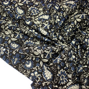 Tissu coton fin imprimé INDIENNES noir aux fleurs traditionnelles indiennes écrues et bleu Prusse - TissusPapi.com