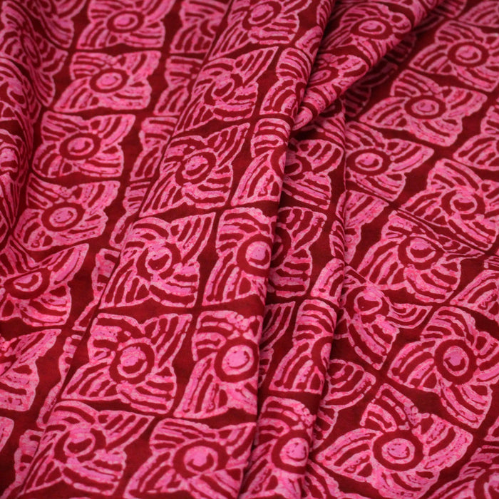 Tissu coton fin imprimé INDIENNES, rose fuchsia aux fleurs géométriques roses – STANDARD 100 OEKO-TEX