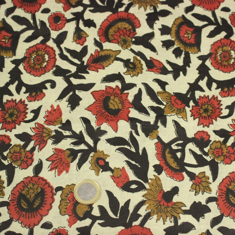 Tissu coton fin imprimé INDIENNES écru aux fleurs indiennes ocres rouges et noires - TissusPapi.com