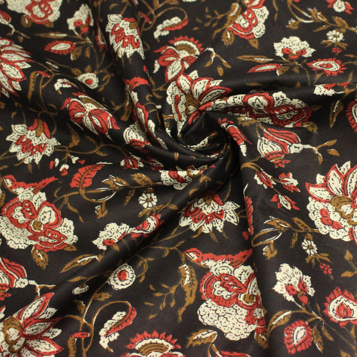 Tissu coton fin imprimé INDIENNES noir aux fleurs indiennes ocres, rouges et écrues