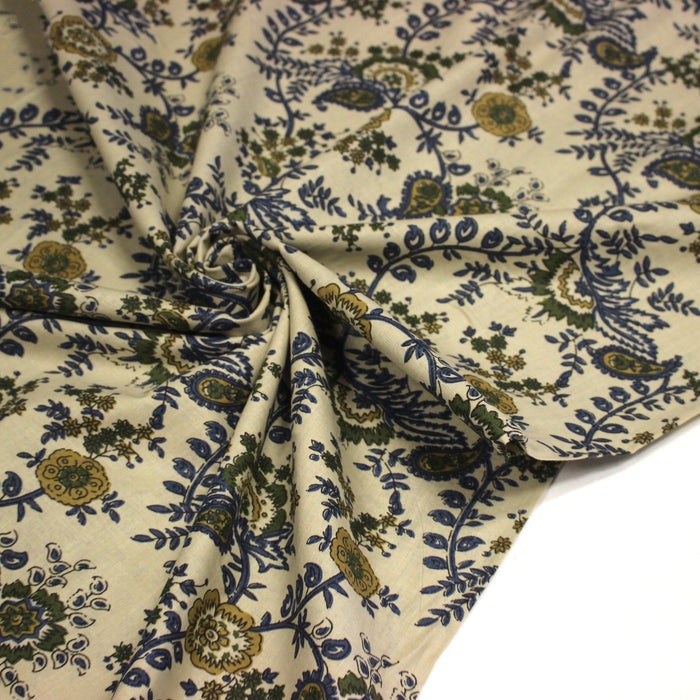 Tissu coton fin imprimé INDIENNES écru aux fleurs indiennes bleues, vertes, jaunes