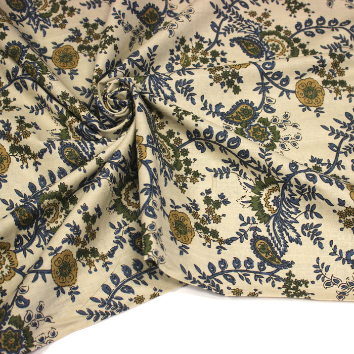 Tissu coton fin imprimé INDIENNES écru aux fleurs indiennes bleues, vertes, jaunes