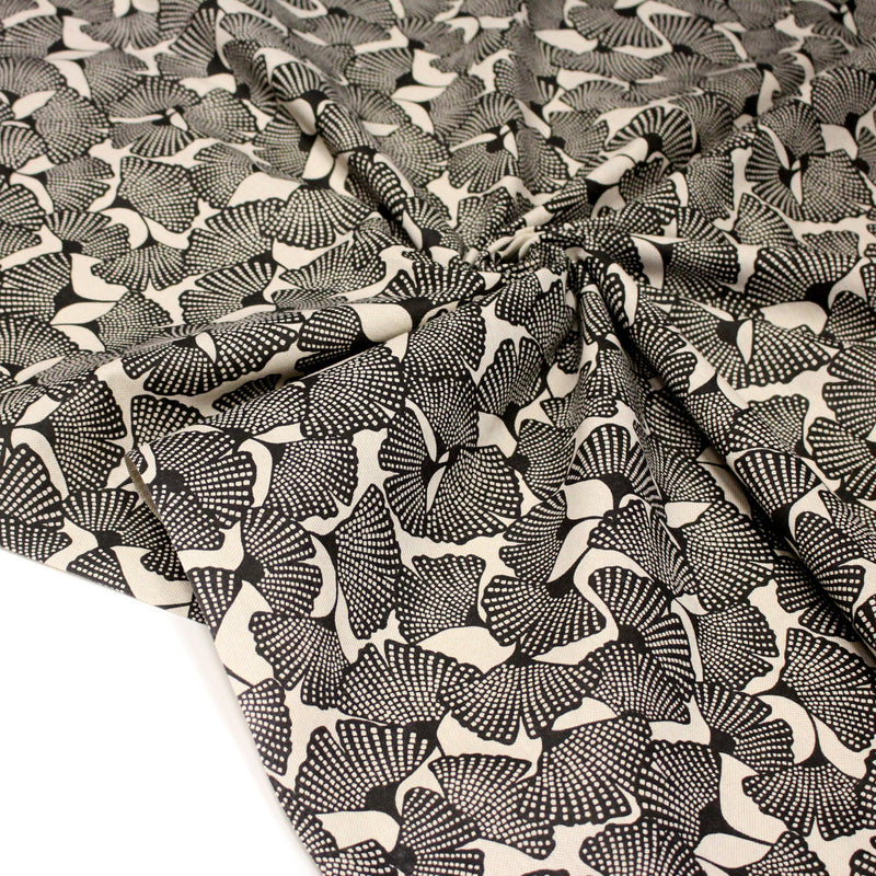 Tissu coton demi natté motif japonais GINKGO : BLEU ou NOIR - OEKO - TEX STANDARD 100 - TissusPapi.com