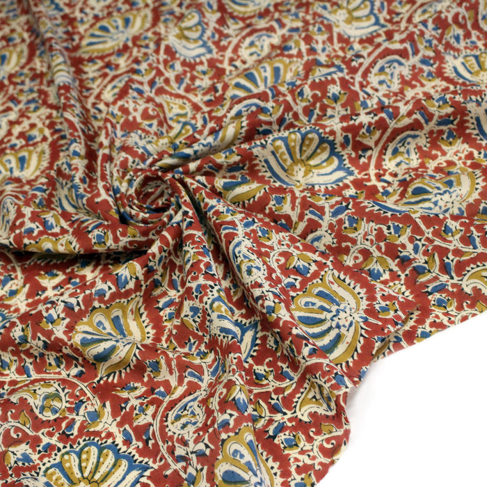 Tissu coton fin imprimé INDIENNES, rouge carmin aux fleurs jaunes et bleues – STANDARD 100 OEKO-TEX
