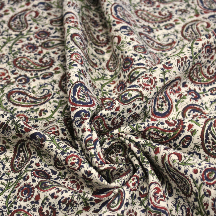 Tissu coton fin imprimé INDIENNES, écru motif cachemire bleu rouge vert – STANDARD 100 OEKO - TEX - TissusPapi.com