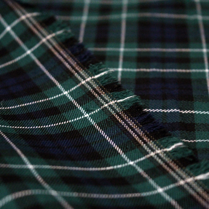 Tissu Tartan motif traditionnel vert bleu blanc - STANDARD 100 OEKO - TEX - TissusPapi.com