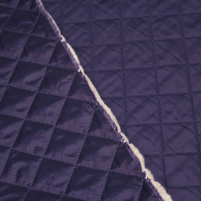Tissu matelassé recto verso violet matelassage carré