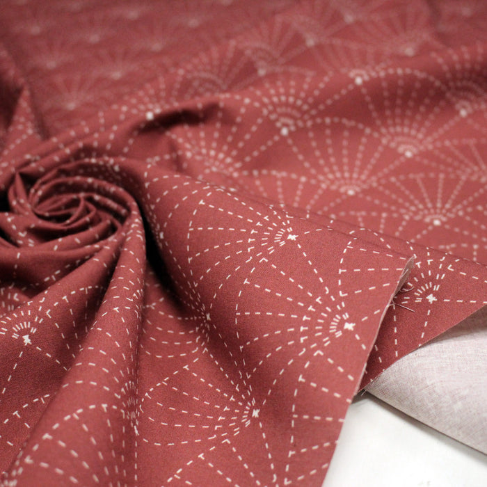 Tissu cotonnade motif japonais SASHIKO & SENSU – rouge & écru - TissusPapi.com