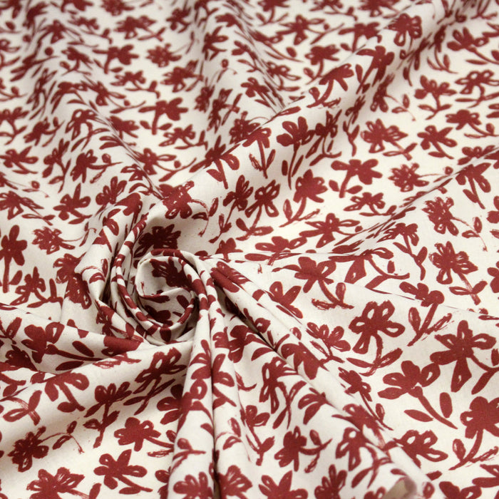 Tissu cotonnade motif japonais HANA - E, aux fleurs dessinées rouges, fond écru - TissusPapi.com