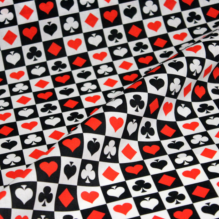 Tissu de coton damier noir et blanc, aux coeurs, carreaux, pics, trèfles, rouges et noirs - COLLECTION CASINO