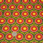 Tissu cotonnade aux fleurs SEVENTIES roses jaunes et rouges, fond kaki - OEKO-TEX STANDARD 100 - TissusPapi.com