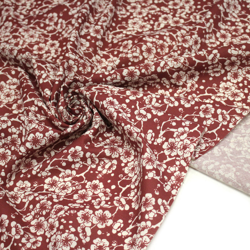 Tissu cotonnade motif japonais HANA aux fleurs de cerisier, tons écrus et rouges - TissusPapi.com