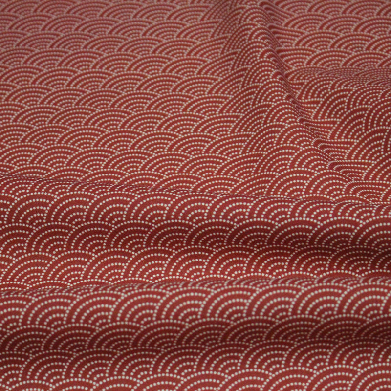 Tissu cotonnade motif japonais SEIGAIHA & POIS, écru fond rouge - TissusPapi.com