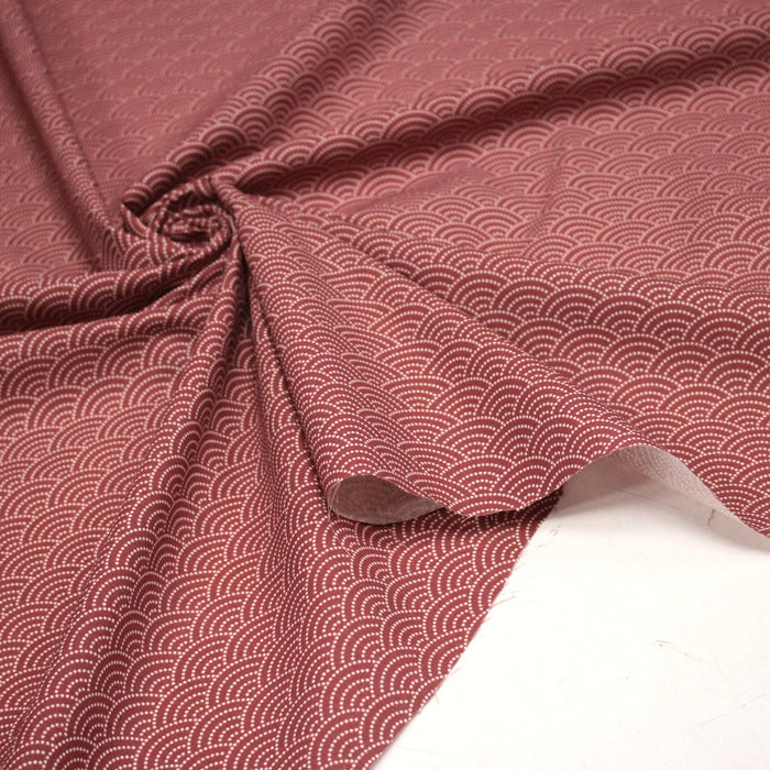 Tissu cotonnade motif japonais SEIGAIHA & POIS, écru fond rouge - TissusPapi.com