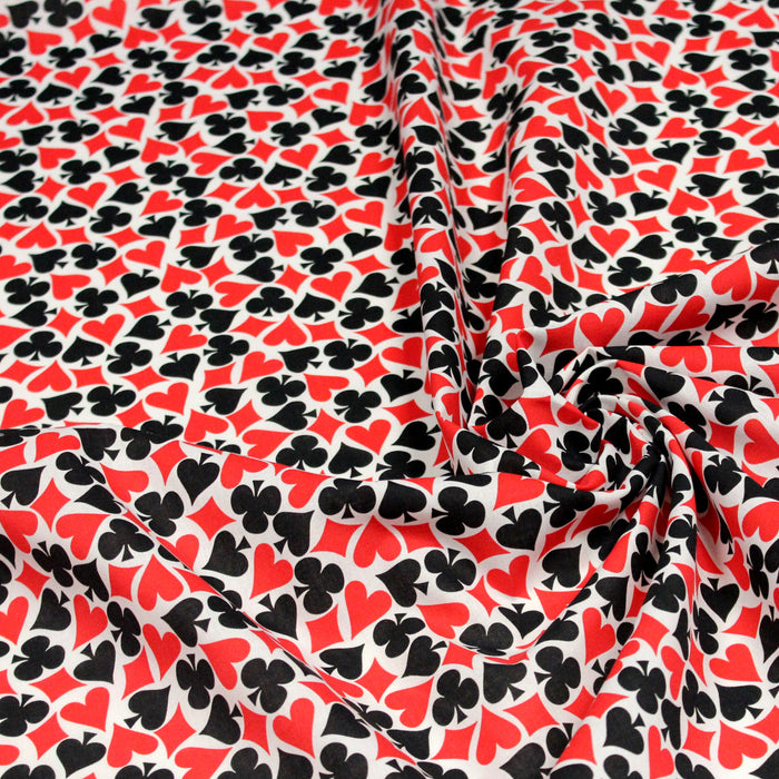Tissu de coton aux coeurs, carreaux, pics, trèfles, rouges et noirs - COLLECTION CASINO