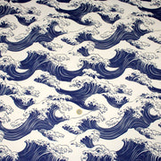 Tissu gabardine coton imprimée HOKUSAI Vagues japonaises bleues & blanc cassé - OEKO - TEX - TissusPapi.com