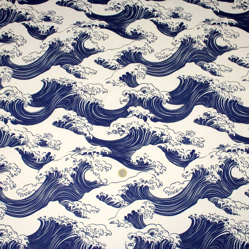 Tissu gabardine coton imprimée HOKUSAI Vagues japonaises bleues & blanc cassé - OEKO - TEX - TissusPapi.com