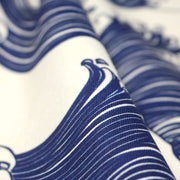 Tissu gabardine coton imprimée HOKUSAI Vagues japonaises bleues & blanc cassé - OEKO - TEX - TissusPapi.com