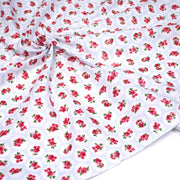 Tissu popeline SHOREDITCH, motif britannique fleuri rose, fond bleu ciel & blanc - TissusPapi.com