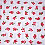 Tissu popeline SHOREDITCH, motif britannique fleuri rose, fond bleu ciel & blanc - TissusPapi.com