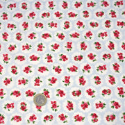 Tissu popeline SHOREDITCH, motif britannique fleuri rose, fond bleu ciel & blanc - TissusPapi.com