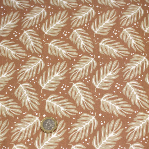 Tissu cotonnade caramel aux feuilles tropicales - STANDARD 100 OEKO - TEX - TissusPapi.com
