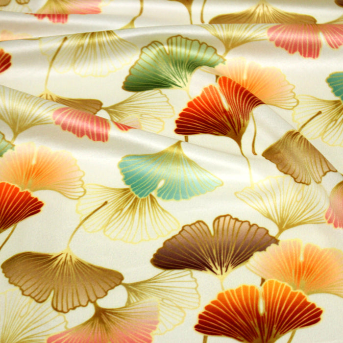 Tissu Velours ras imprimé écru motifs japonais feuilles de gingko biloba multicolores - OEKO-TEX