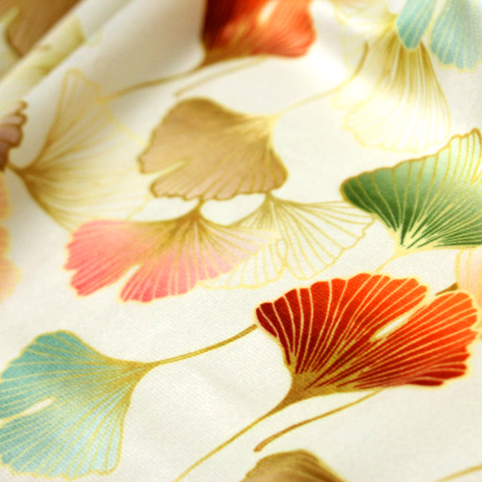 Tissu Velours ras imprimé écru motifs japonais feuilles de gingko biloba multicolores - OEKO-TEX