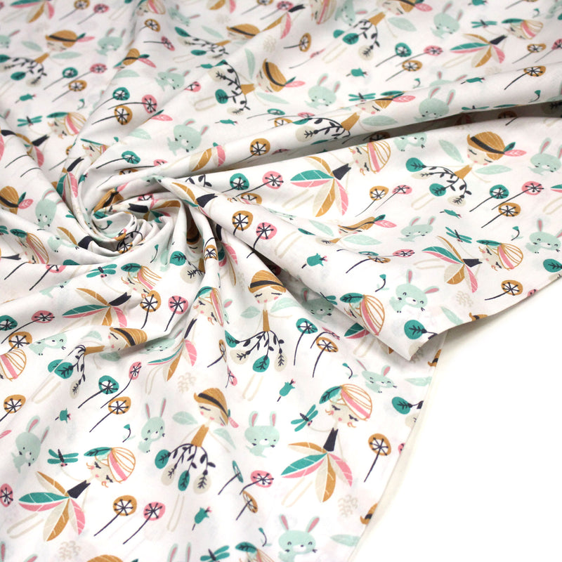 Tissu cotonnade blanc, Fées et danseuses, tons roses verts et ocre - STANDARD 100 OEKO - TEX - TissusPapi.com