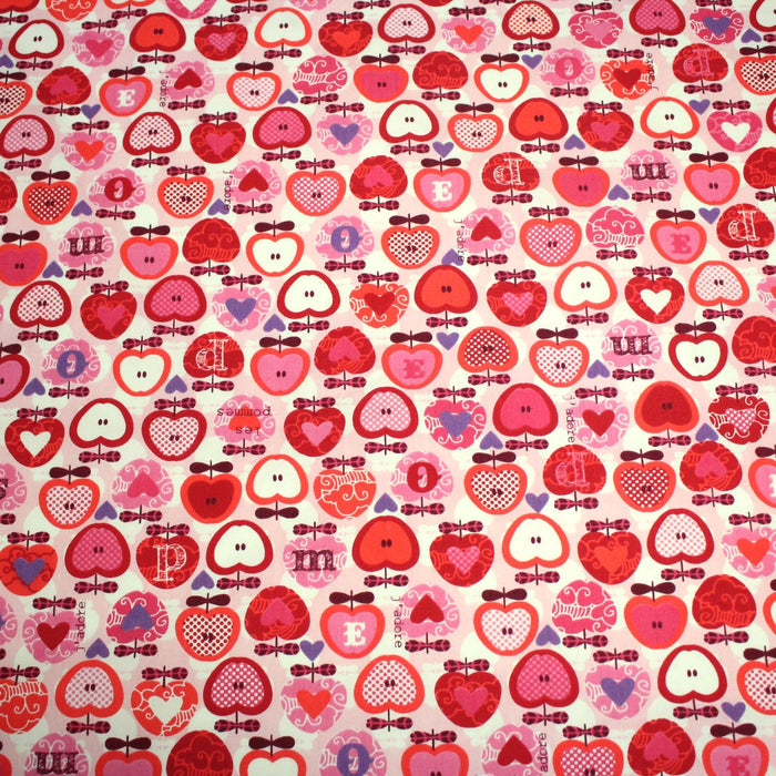 Tissu cotonnade POMME D'AMOUR, coeurs roses et pommes rouges - TissusPapi.com