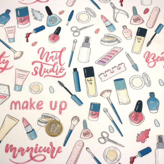 Tissu cotonnade MAKE - UP GIRLY, motifs maquillages et parfums, tons roses, bleus, écrus - TissusPapi.com